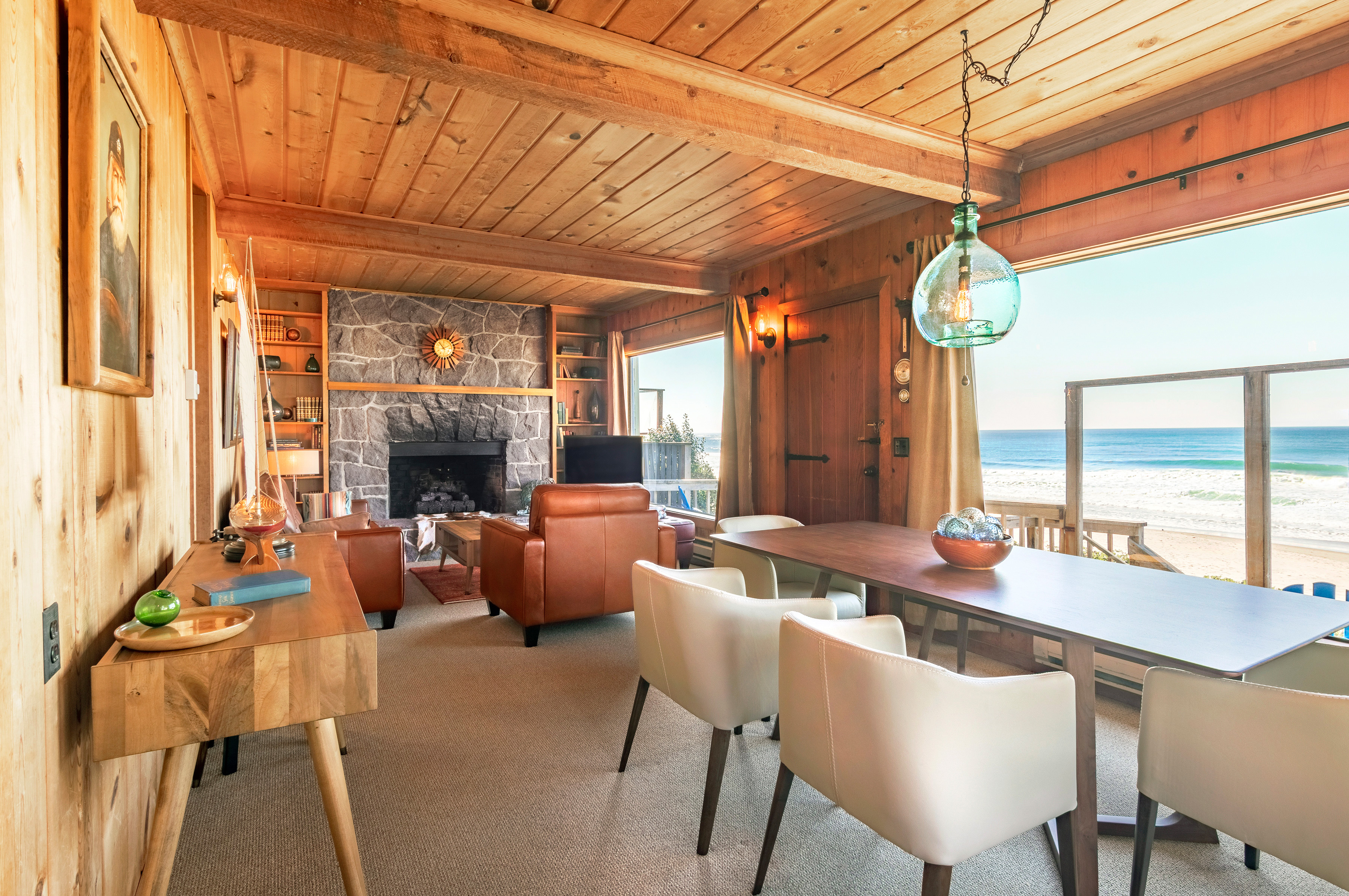 Salal Bluff Oceanfront Cottage Dining Room Ocean View